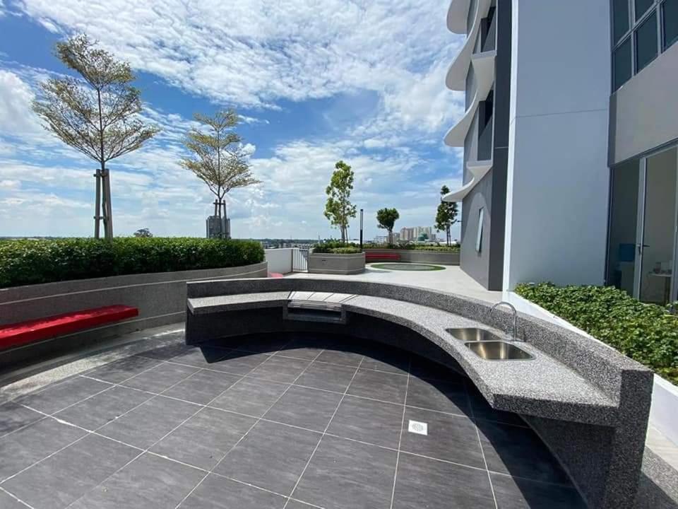 Auranadtroikakb Apartment Wifi-Netflix-Coway Kota Bharu Zewnętrze zdjęcie