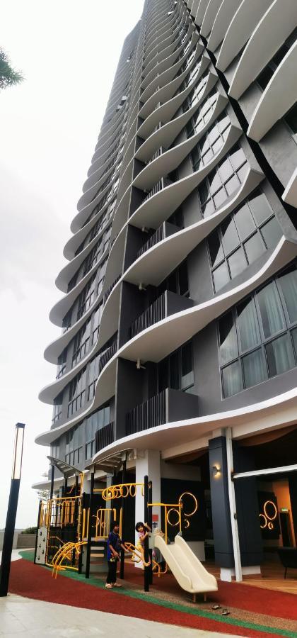 Auranadtroikakb Apartment Wifi-Netflix-Coway Kota Bharu Zewnętrze zdjęcie