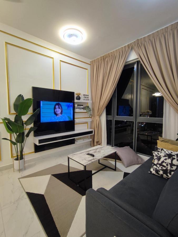 Auranadtroikakb Apartment Wifi-Netflix-Coway Kota Bharu Zewnętrze zdjęcie