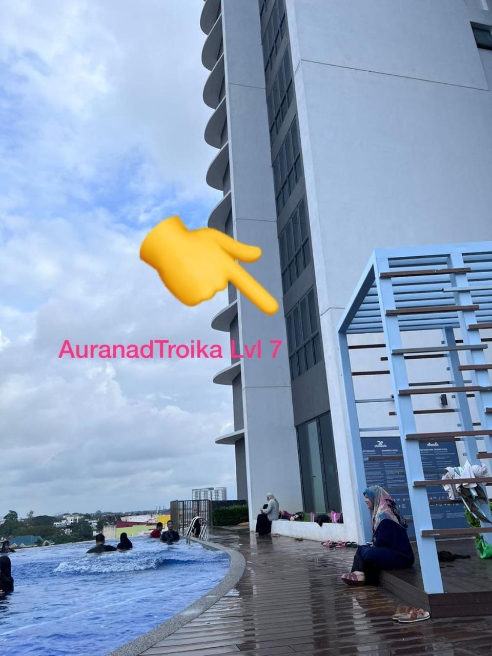 Auranadtroikakb Apartment Wifi-Netflix-Coway Kota Bharu Zewnętrze zdjęcie